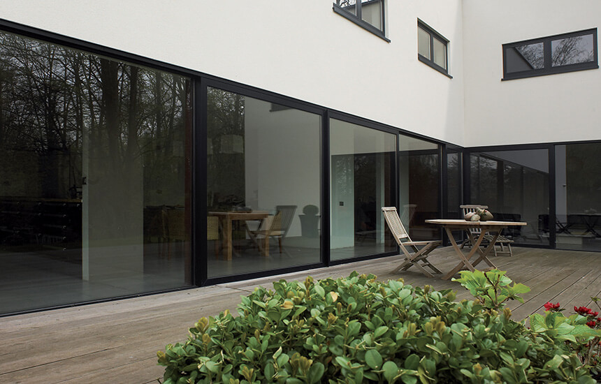 Black aluminium lift and slide doors