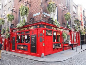 Temple Bar red pub